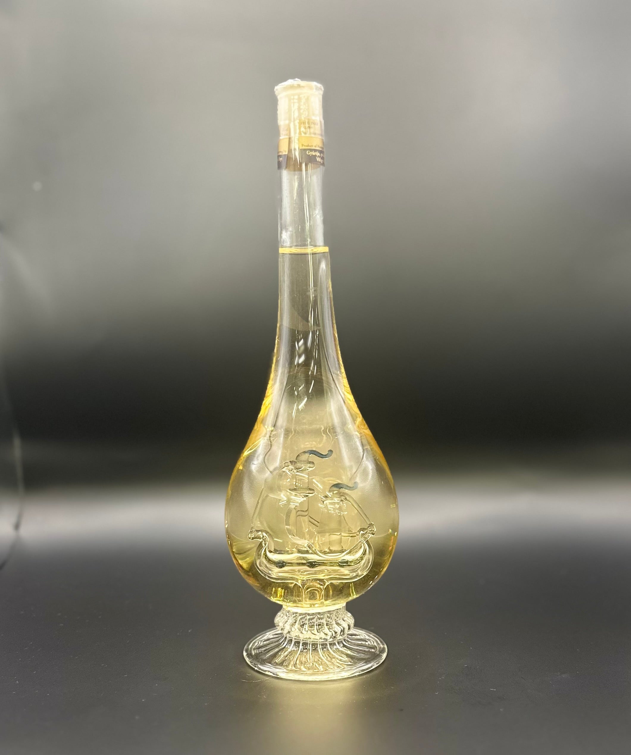 Csepp üvegben vitorlással 0.2 L