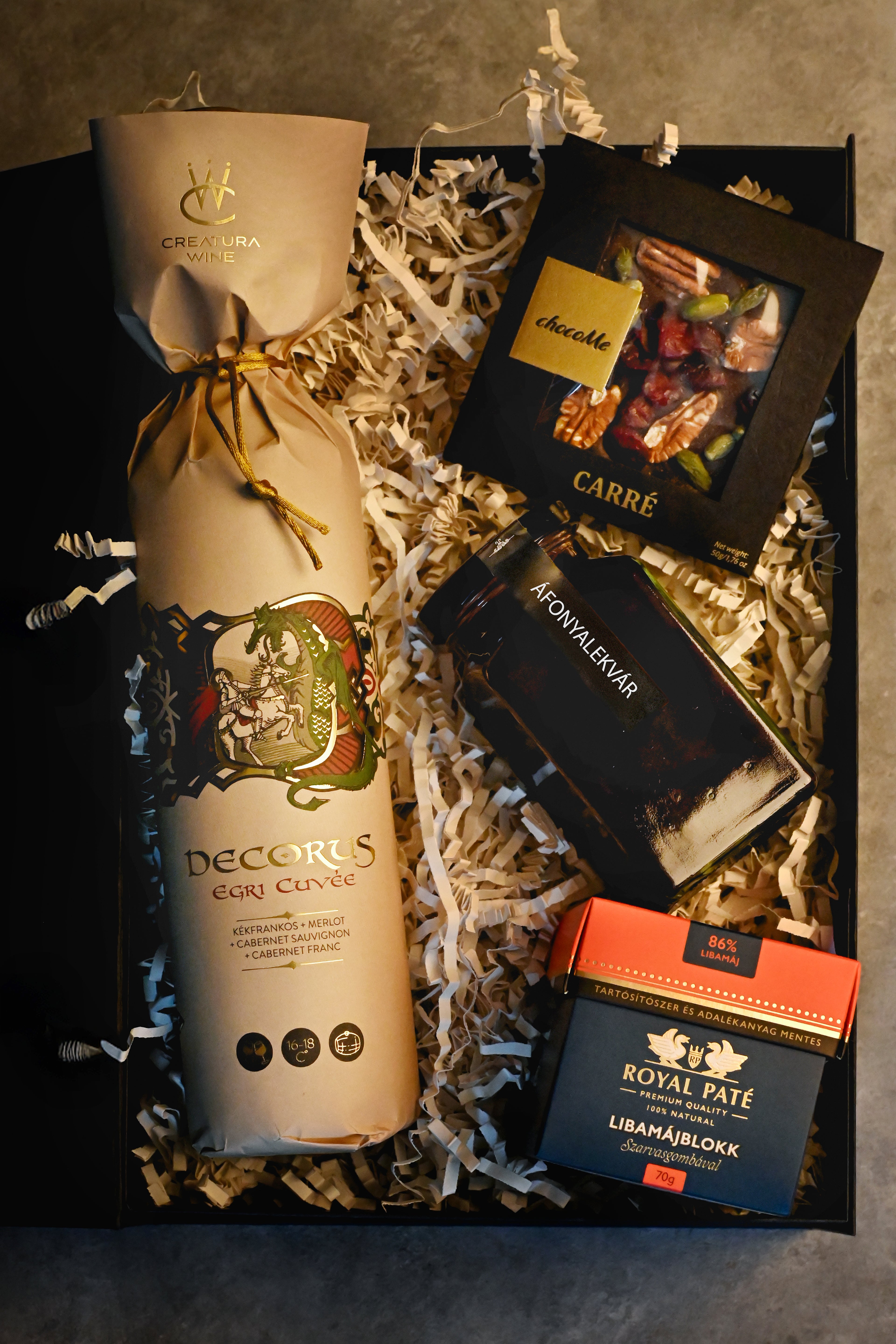 Egri Cuvée Ajándékcsomag – Prémium Bor és Ínyencségek